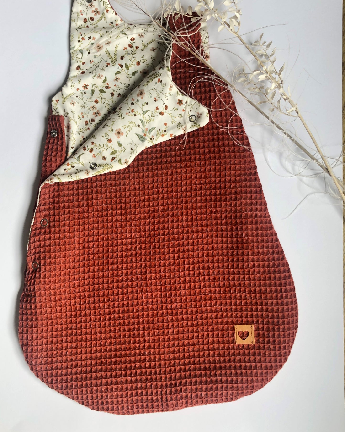 Baby Schlafsack Waffelpique Rost – Kuschelig & Bequem