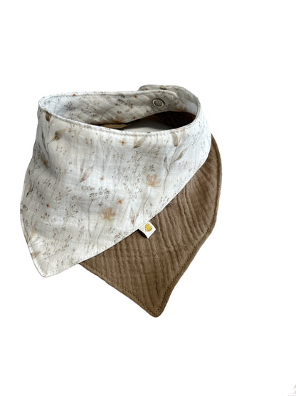 Kuscheliges Baby Halstuch aus 100 % Baumwolle, mit Druckknopf